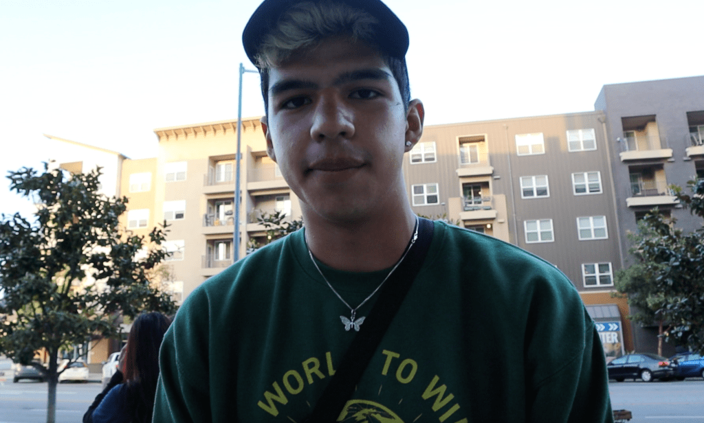RAZA ON THE STREET: Gente reacts to Roe v Wade reversal in the works